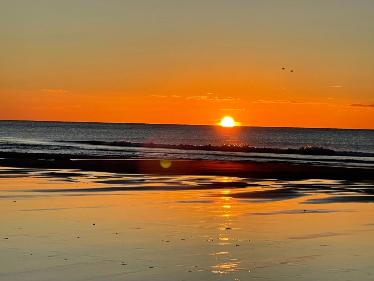 Ocean Front East End Beach House New Plymouth Buitenkant foto