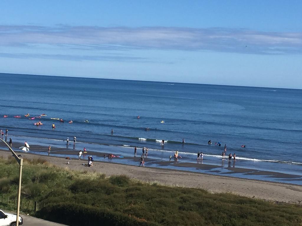 Ocean Front East End Beach House New Plymouth Buitenkant foto