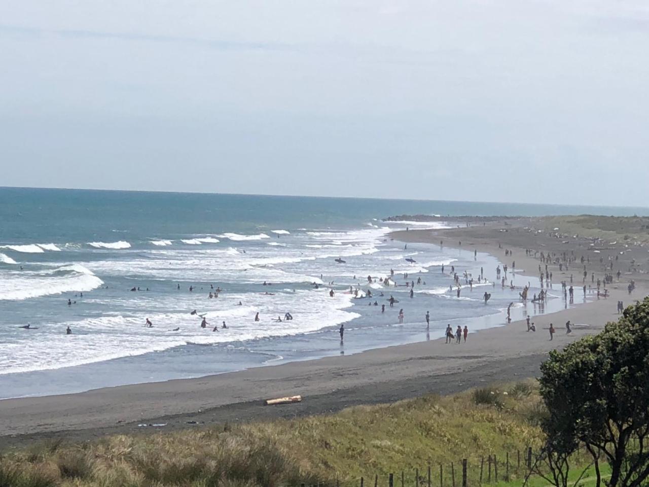 Ocean Front East End Beach House New Plymouth Buitenkant foto